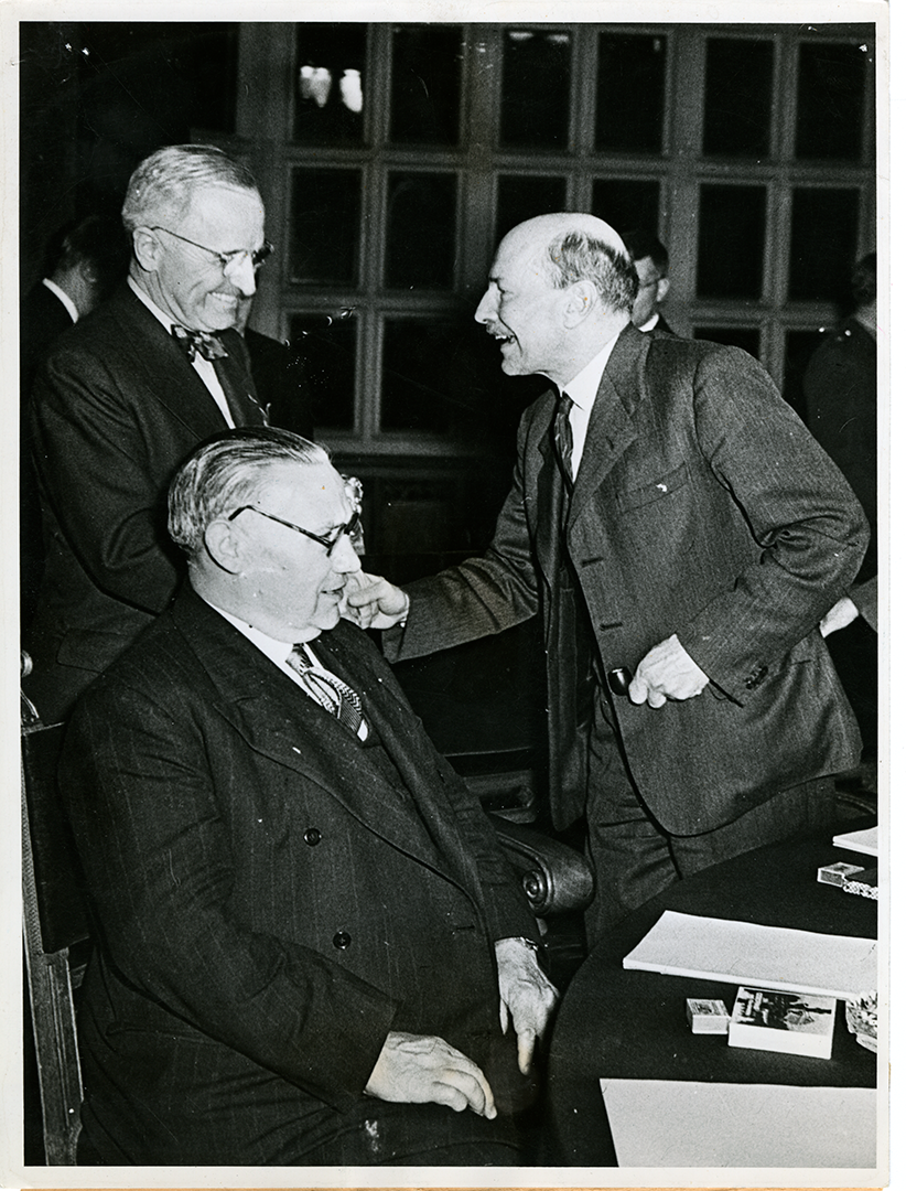Clement Attlee greets US President Harry Truman