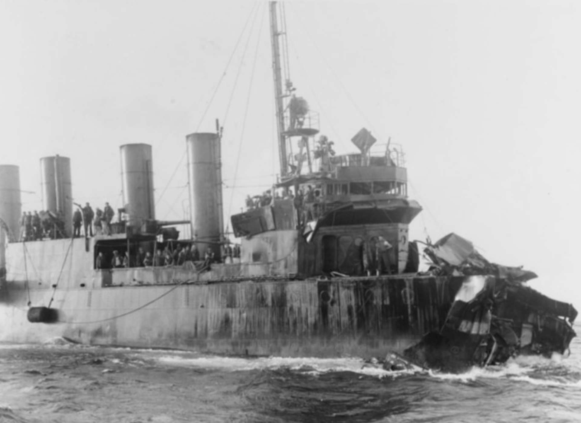 Closeup of USS Blakeley underway off Martinique on May 25, 1942